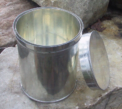 resealable tin can
